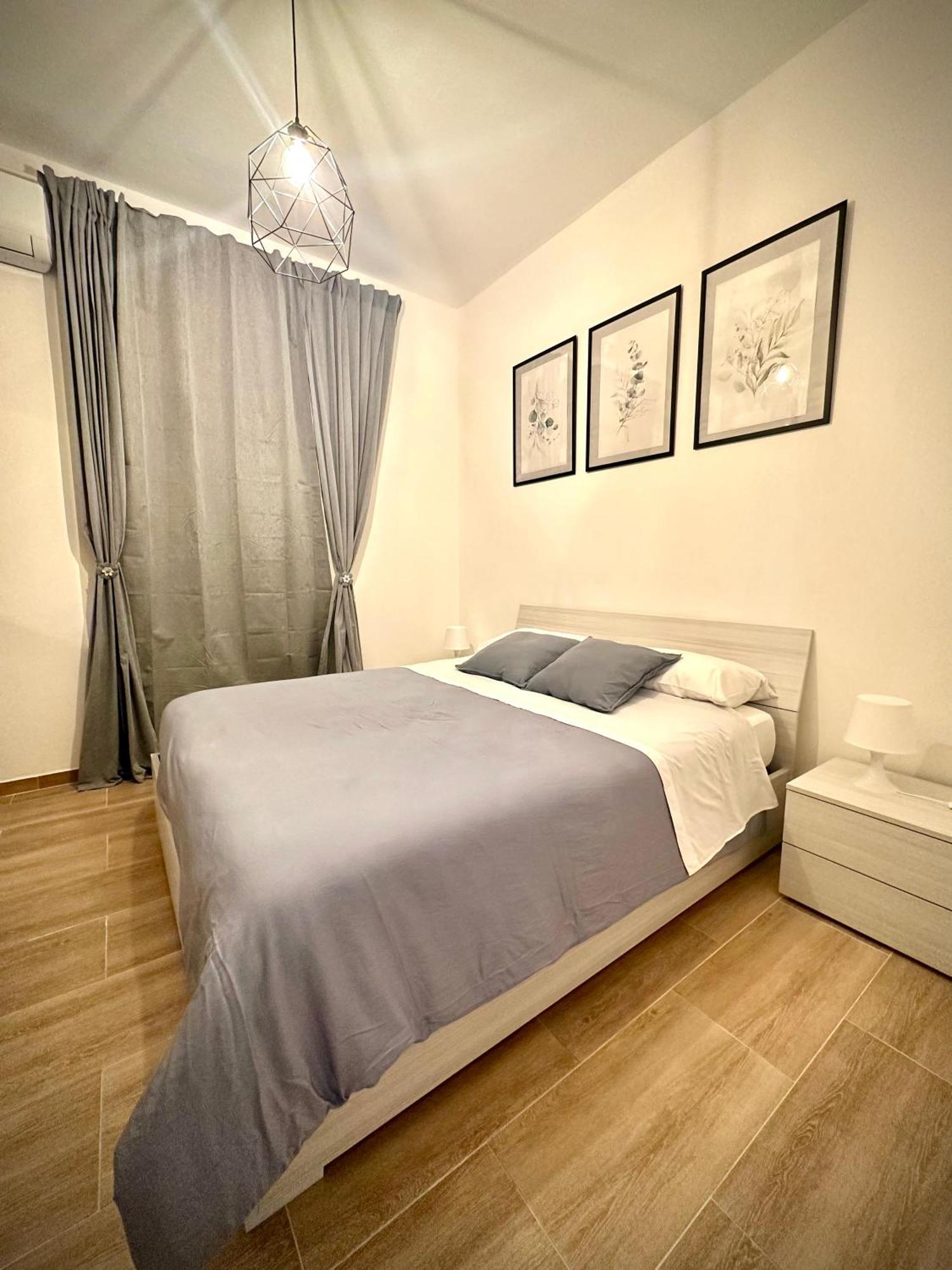 Dama House Airport&Hospital Apartment Catania Exterior photo